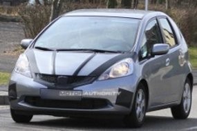 Honda Tertangkap Ngetes Jazz Hybrid