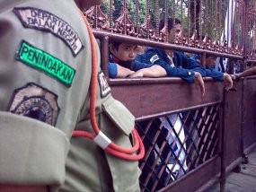 Penetapan Pasangan Calon Walikota Semarang Diwarnai Aksi Demo 