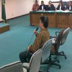  Arie Malangjudo Bersaksi untuk Dudhie