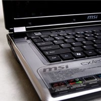 MSI CX420, Berotak Core i3 dengan Kepribadian Ganda