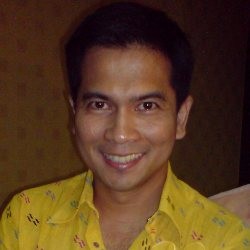 Krisna Mukti Emosi Facebook Mantan Pacar Dikomentari Cowok