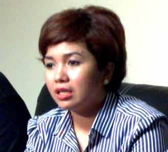 Joy Tobing Bersedih