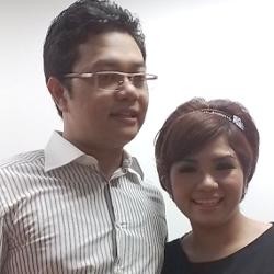 Debora Yakin Janinnya Anak dari Suami Joy Tobing