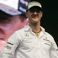 Bernie: Schumi Bisa Sampai 10 Tahun Lagi
