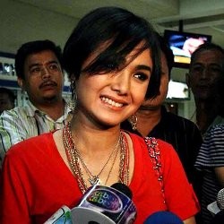 Istri Raul Lemos Kembali Tersinggung dengan Ucapan Yuni Shara