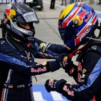Vettel Juara, Red Bull Finis Satu-Dua