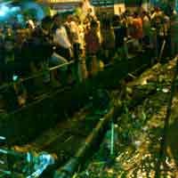 Tukang Becak Hilang Terseret Arus Sungai