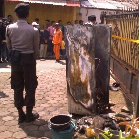 Api Diduga Karena Korsleting dari Lemari Pendingin