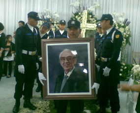 MS Hidayat Kenang Keberanian Inovasi William Surjadjaja