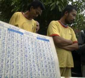 Tersangka Beraksi Saat Istirahat Siang