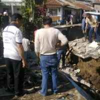 Mesin Rusak, Warga Kesulitan Air Bersih
