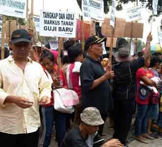 Warga Guji Baru Tolak Penggusuran