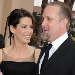 Pisah Ranjang, Sandra Bullock Bawa Anak-anak Jesse James