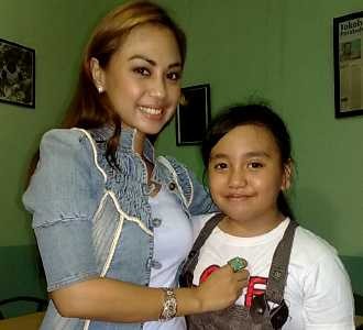Istri Sunan Laporkan Foto Ciuman Jennifer