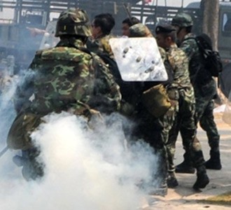 Demo Bentrok di Thailand