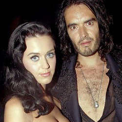 Katy Perry Akan Gelar Pernikahan di India