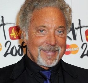 Hotman Paris Tuntut Ganti Rugi Rp 18 M dari Tom Jones