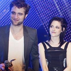 Kristen Stewart Ngaku Pernah Dilamar Robert Pattinson