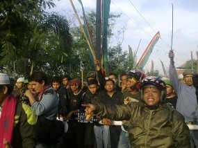 FPKB Minta Satpol PP dan Polisi Ditarik dari Lokasi Bentrok