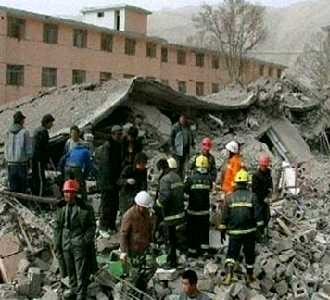 China Diguncang Gempa