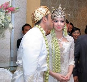 Pasca Dinikahi Ardi Bakrie, Nia Ramadhani Rajin Bangun Pagi