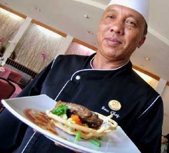 Sajian Hotel Harga Kaki Lima