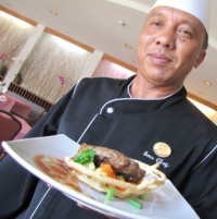 Hapus Imej Mahal, Sidewalk Cafe Jangkau Semua Kalangan