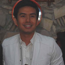 Christian Bautista Blusak-blusuk di Cirebon