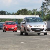Diam-diam Mazda Kenalkan Mazda2 Versi Sedan