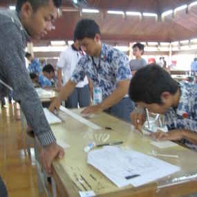 Politeknik Bandung Gelar Lomba Aeromodelling 2010