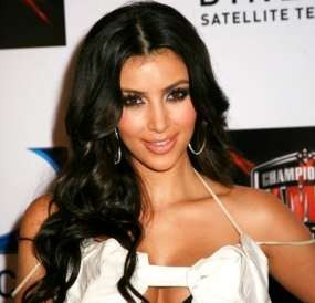 Kim Kardashian Berpayudara Besar Sejak Usia 11 Tahun