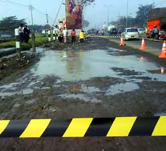 Semburan Lumpur Muncul Lagi di Porong