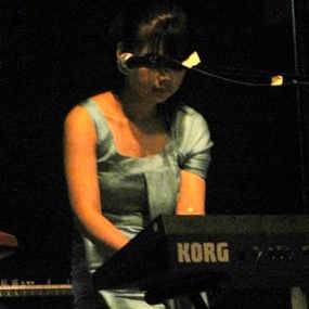 Deena Homogenic Jatuh Sakit Pasca Launching Album