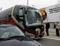 Naik Bus, Barca Ambil Sisi Positif
