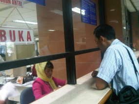 Hari Kartini, Polwan Polda Metro Berkebaya 