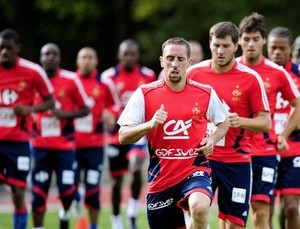 FFF Menyerahkan Pada Hukum