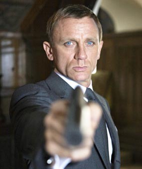 MGM Belum Laku, Film James Bond 23 Ditunda