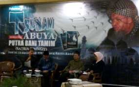  Istri Abuya Tulis Buku Dalam Satu Minggu 