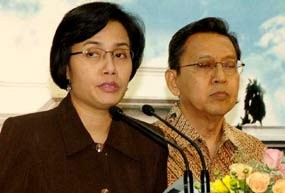 KPK Minta Keterangan Boediono dan Sri Mulyani Pekan Ini