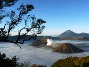 Bromo Masuk Tiga Besar Gunung Terbaik di Dunia bagi Pendaki