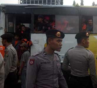 Polisi Razia Jakmania