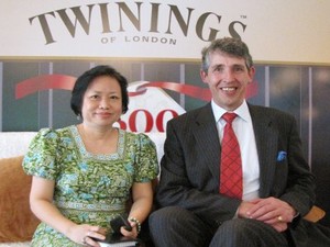 Berbincang  dengan Stephen H.B.Twinings