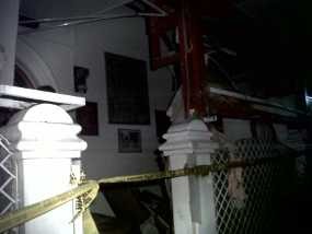  Wajah Suami Aci pun Tertutup Debu