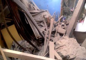 Tim Lapan Masuki Rumah Sudarmodjo