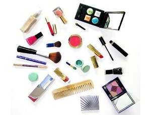 5 Produk Kecantikan Yang Tidak Diperlukan Wanita