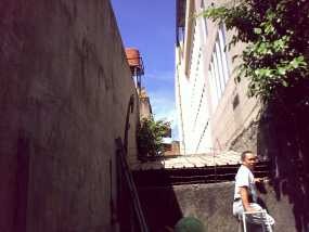 Warga Geusan Ulun Protes Perluasan Hotel The Luxton