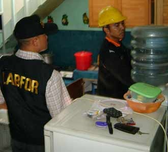 Labfor Olah TKP Ledakan di Malang