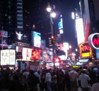 Polisi New York Buru Pria yang Terekam CCTV