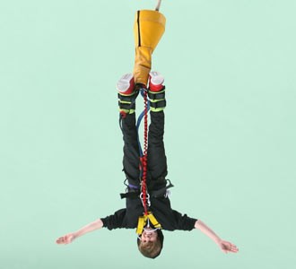 Justin Bieber Bungy Jumping