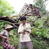 Puting Beliung Terjang Situbondo
